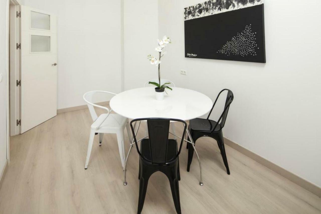 Apartamento Mediterraneo Málaga Exterior foto